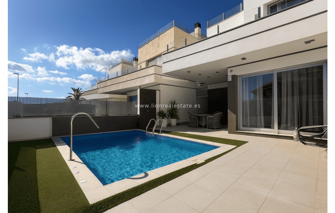 Resale - Detached Villa - Orihuela Costa - Lomas de Cabo Roig