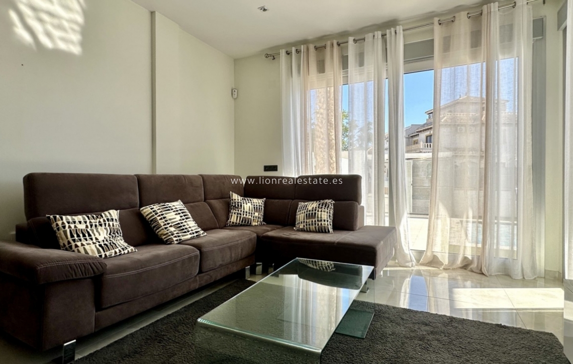 Resale - Detached Villa - Orihuela Costa - Lomas de Cabo Roig