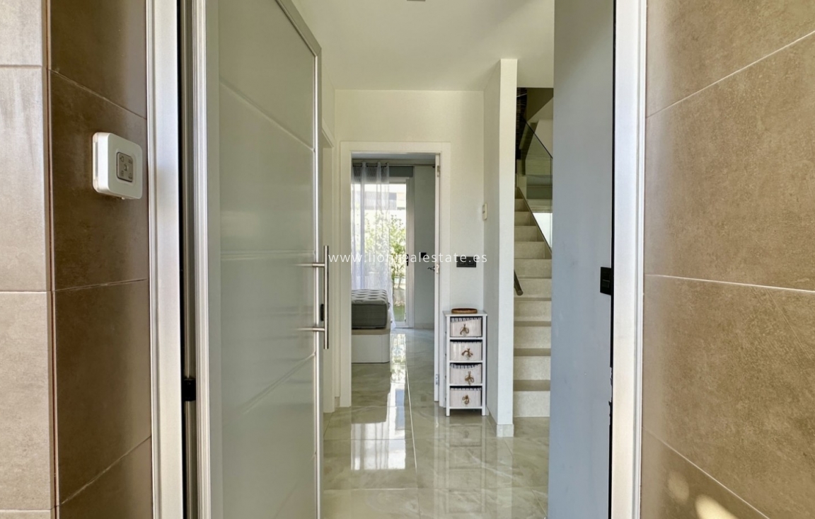 Resale - Detached Villa - Orihuela Costa - Lomas de Cabo Roig