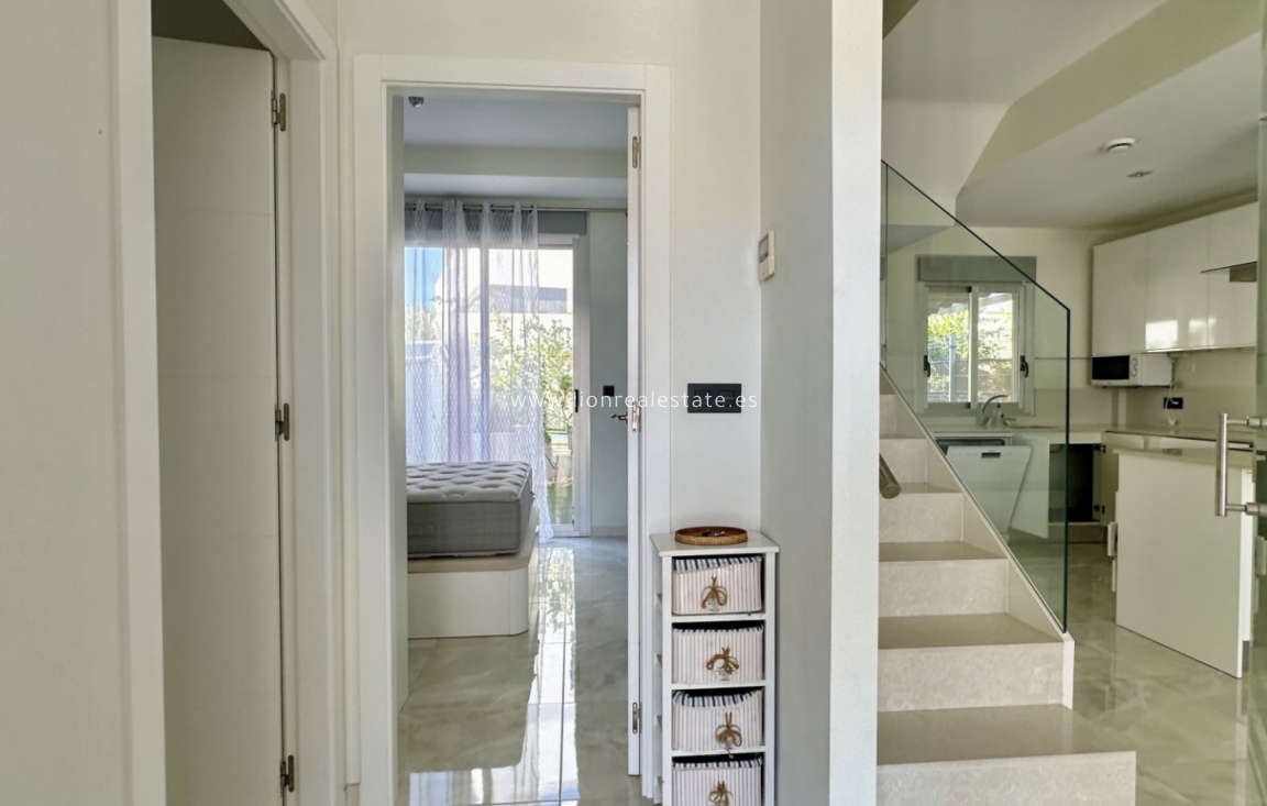 Resale - Detached Villa - Orihuela Costa - Lomas de Cabo Roig