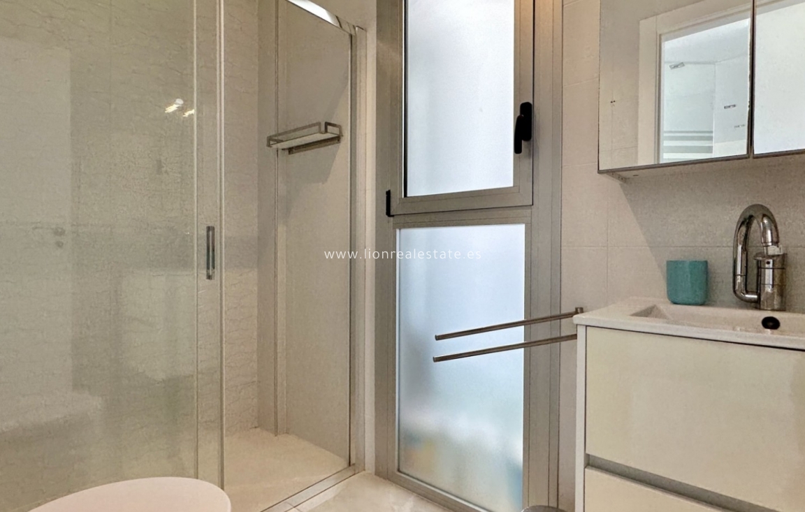 Resale - Detached Villa - Orihuela Costa - Lomas de Cabo Roig