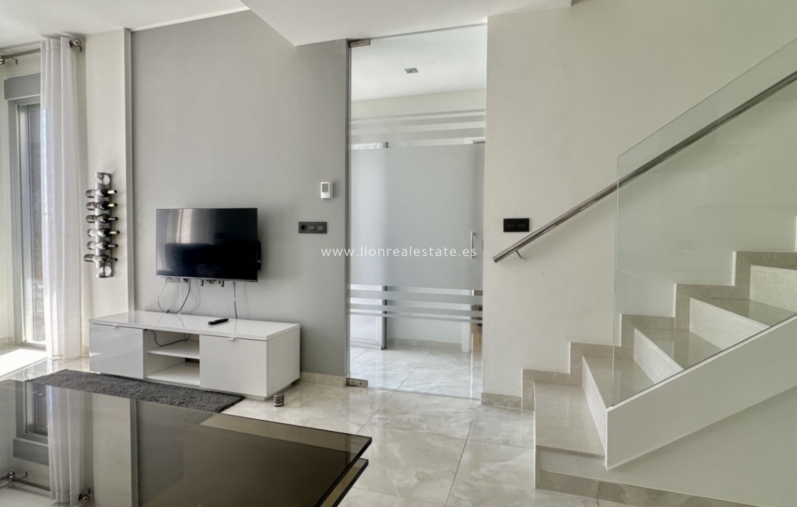 Resale - Detached Villa - Orihuela Costa - Lomas de Cabo Roig