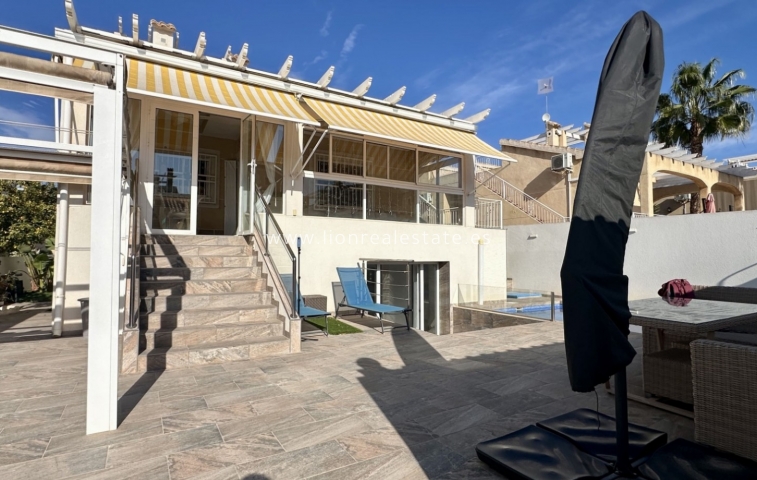 Resale - Detached Villa - Orihuela Costa - Los Altos