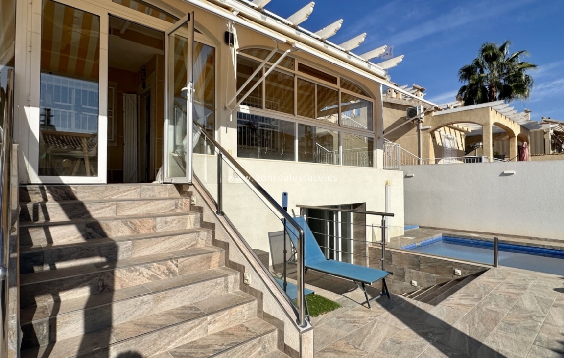 Resale - Detached Villa - Orihuela Costa - Los Altos