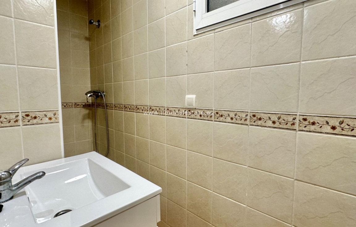 Resale - Detached Villa - Orihuela Costa - Villamartín