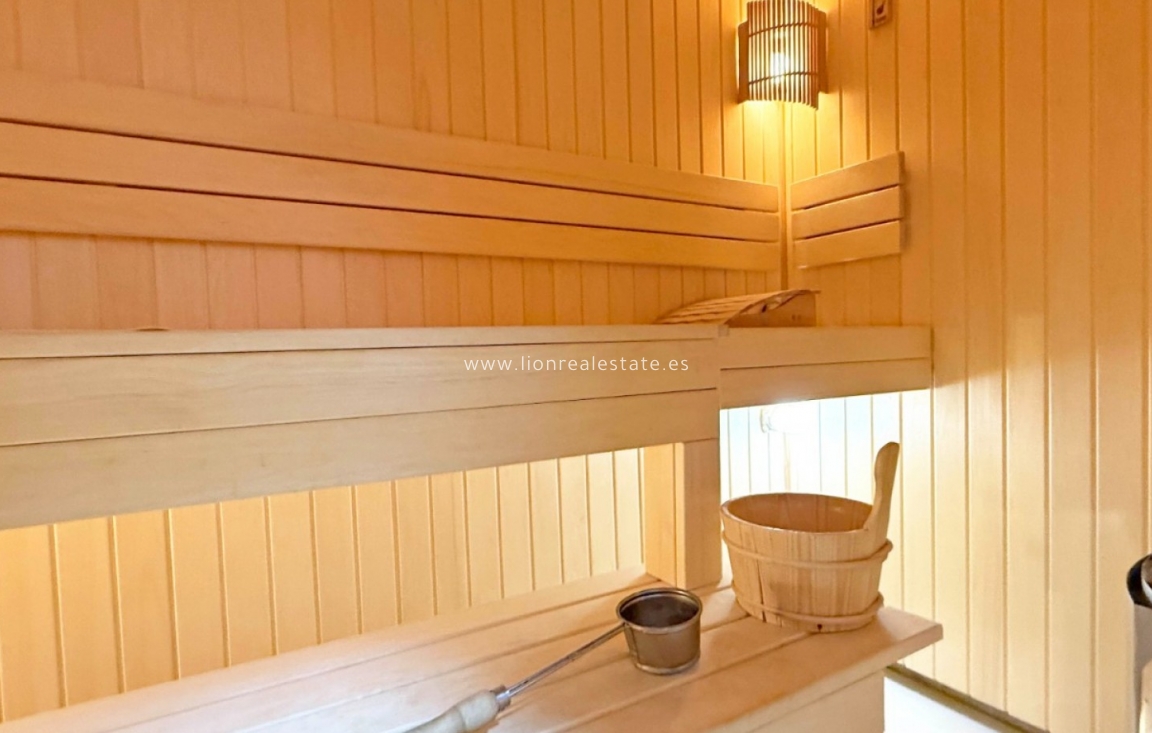 Resale - Detached Villa - Orihuela Costa - Villamartín