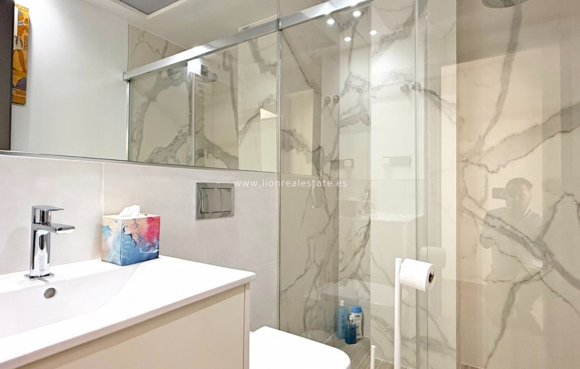 Resale - Detached Villa - Orihuela Costa - Villamartín