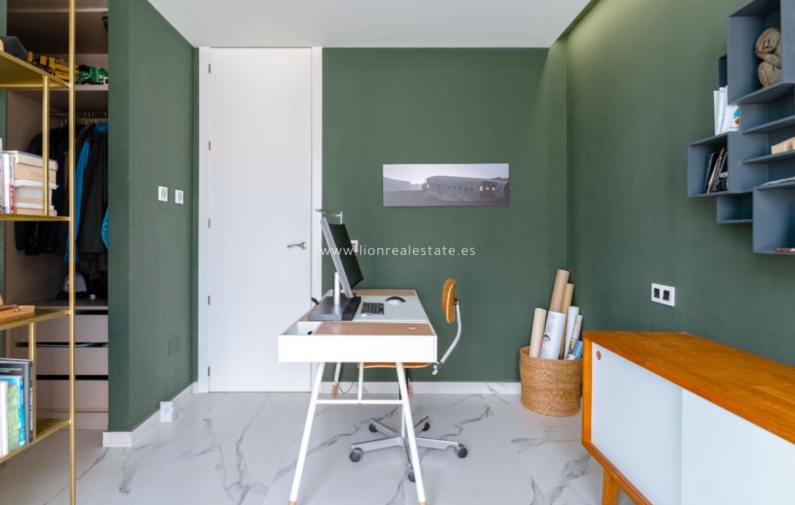 Resale - Detached Villa - San Miguel de Salinas