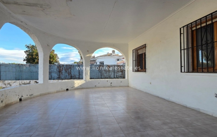 Resale - Detached Villa - Torrevieja - El chaparral