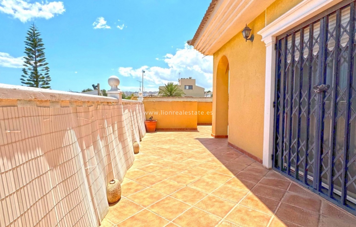Resale - Detached Villa - Torrevieja - Los Balcones - Los Altos del Edén