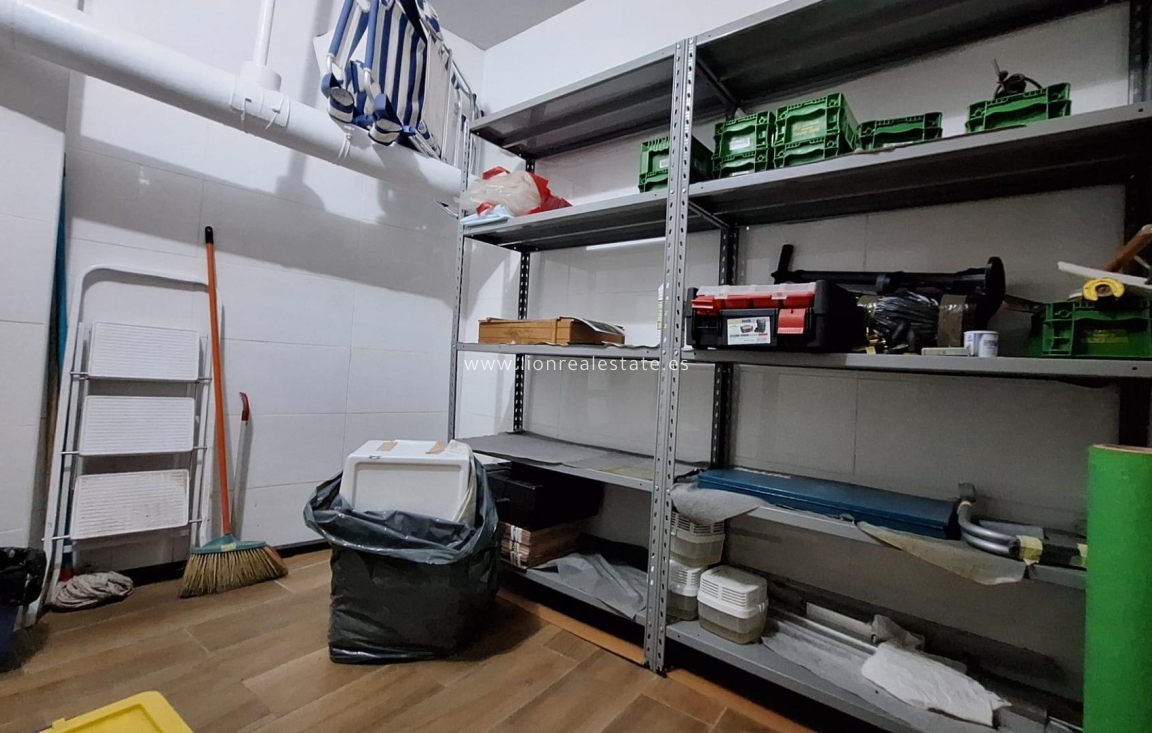 Resale - Garage - Torrevieja - Centro