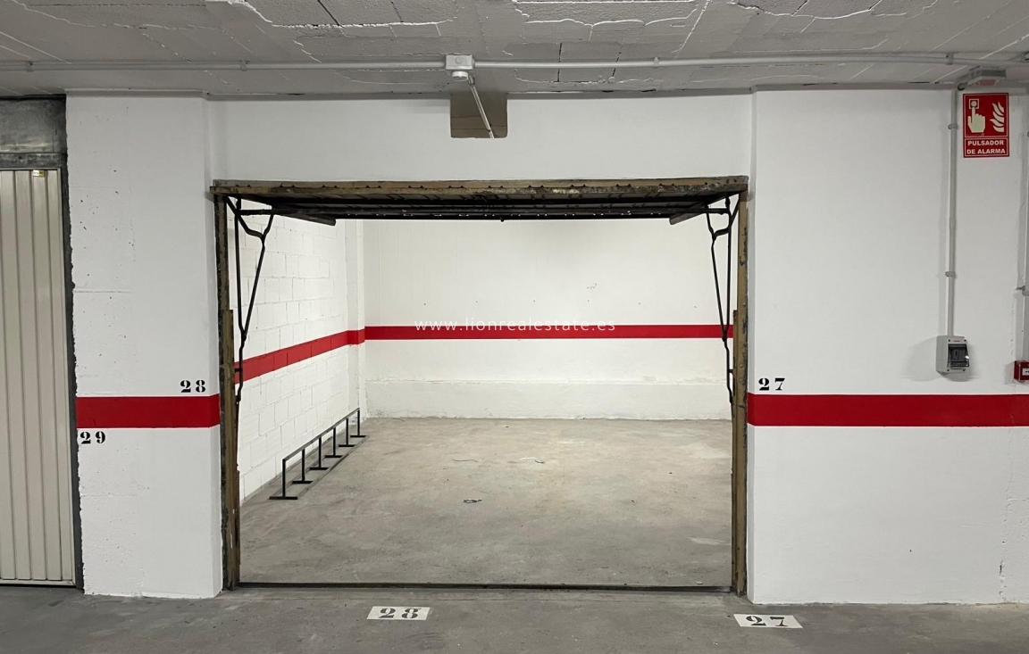 Resale - Garage - Torrevieja