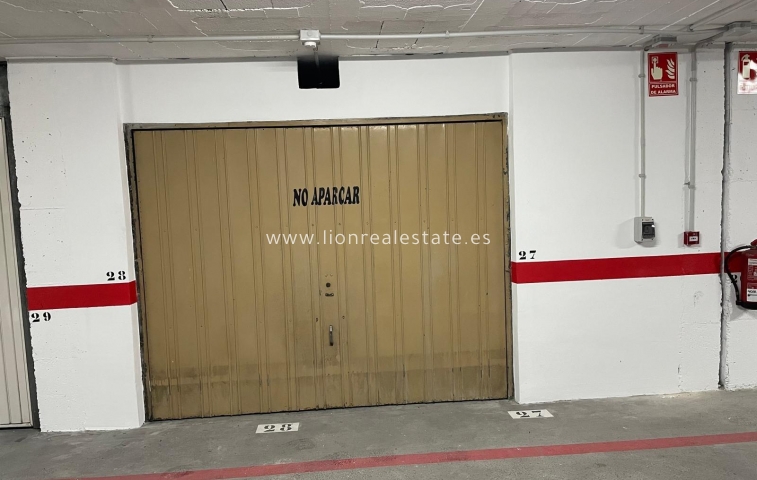 Resale - Garage - Torrevieja