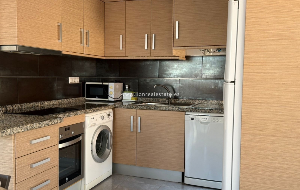 Resale - Ground Floor - Torrevieja - Punta Prima