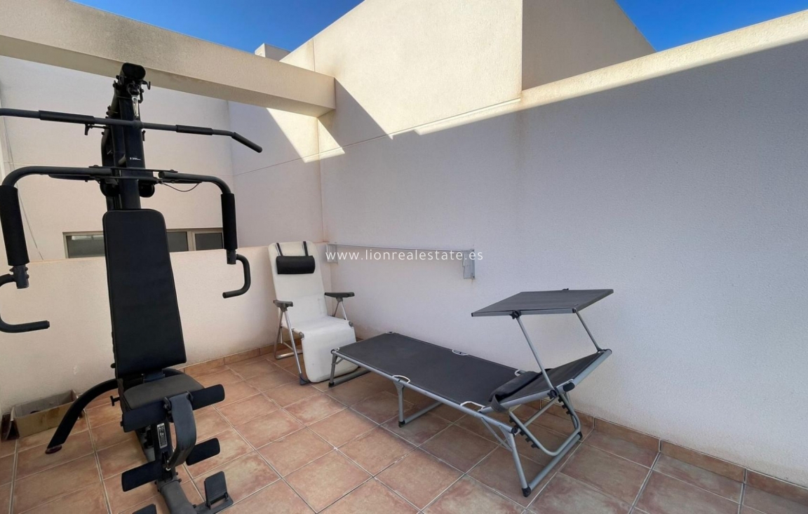 Resale - house - Torrevieja - Punta Prima