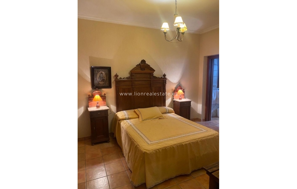 Resale - house - Torrevieja