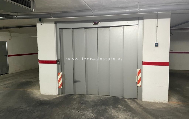 Resale - Parking - Torrevieja - Centro