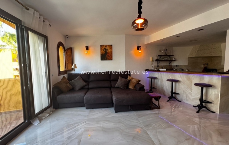 Resale - Penthouse - Punta Prima