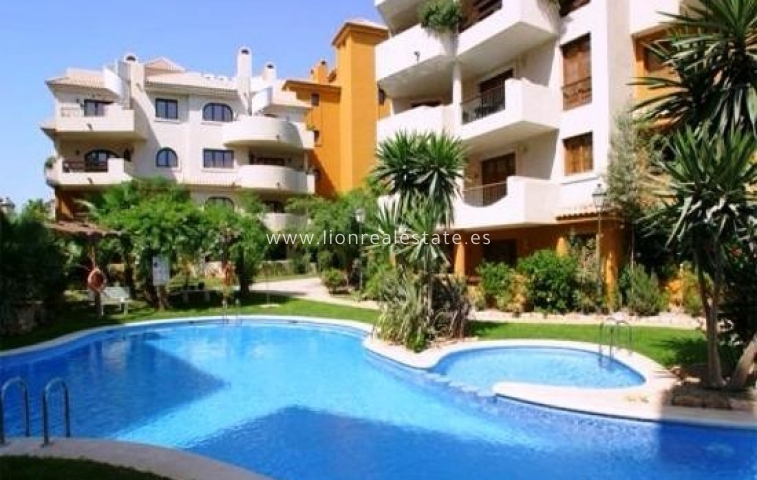 Resale - Penthouse - Punta Prima