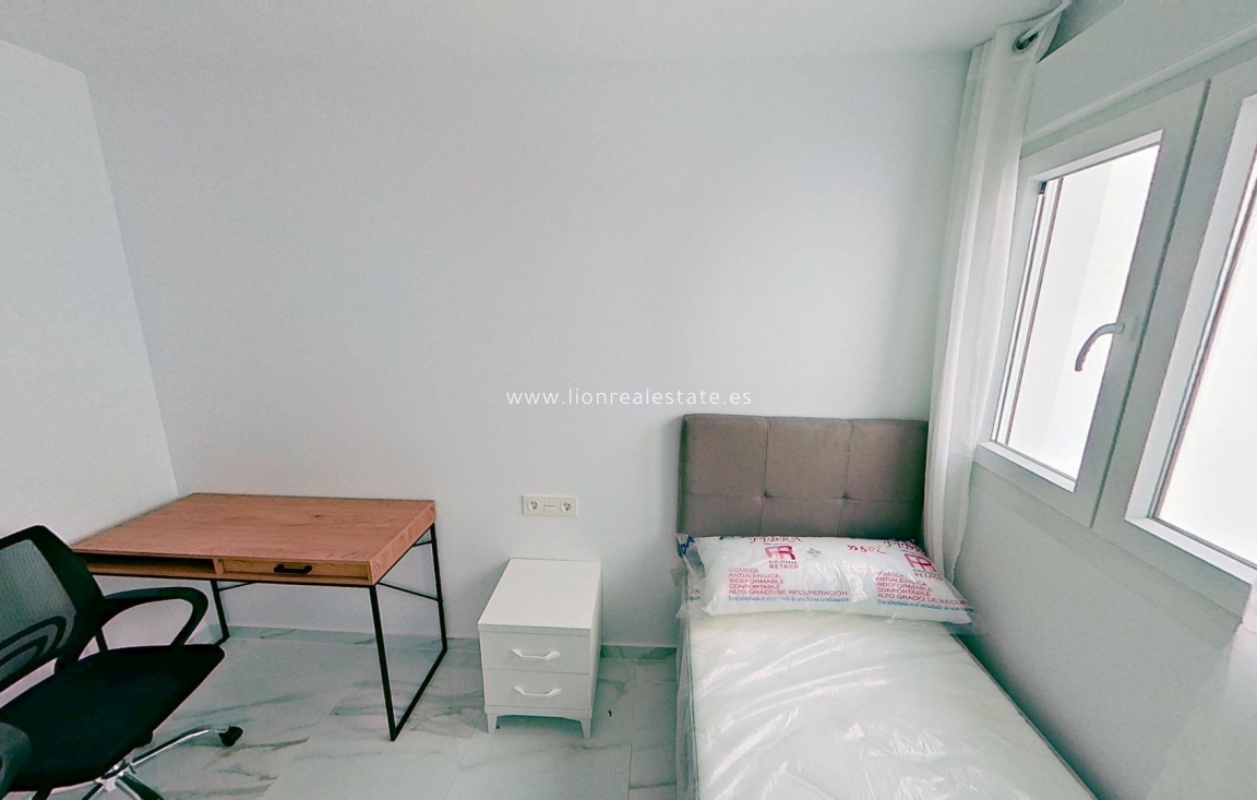 Resale - Penthouse - Torrevieja - Centro