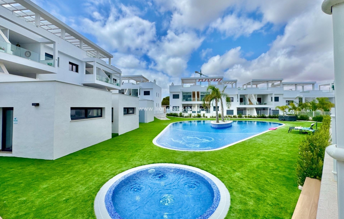 Resale - Penthouse - Torrevieja - Los Balcones