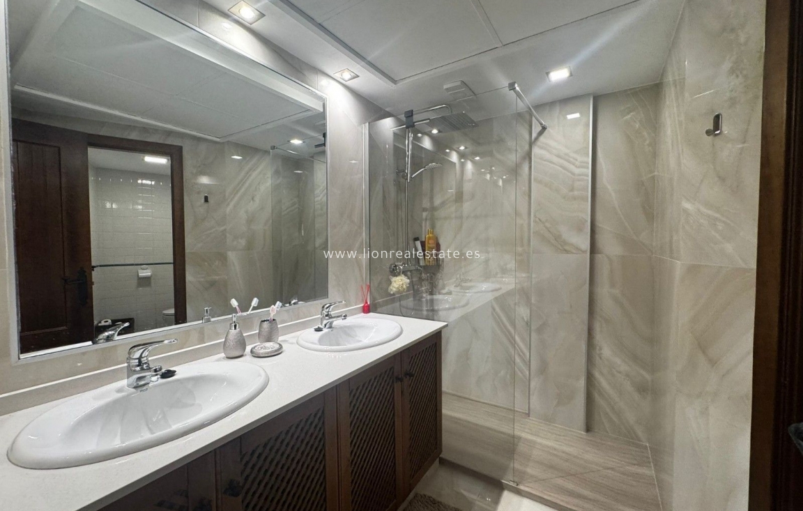 Resale - Penthouse - Torrevieja - Punta Prima