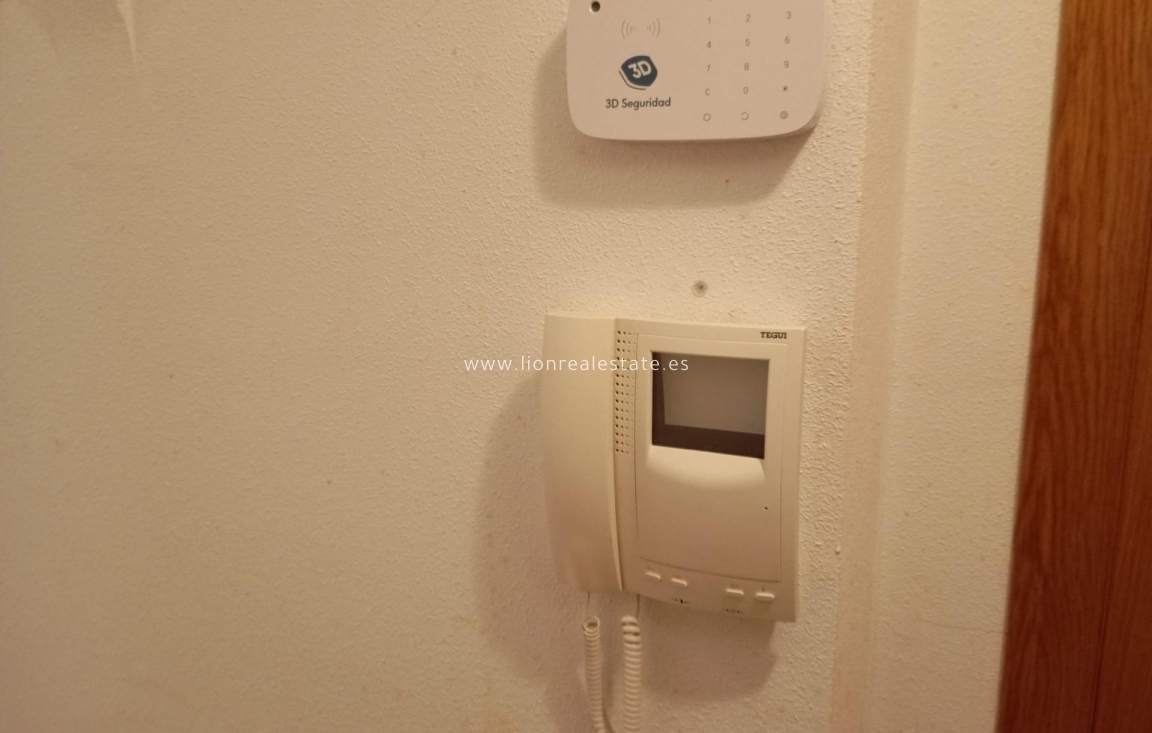 Resale - Penthouse - Torrevieja