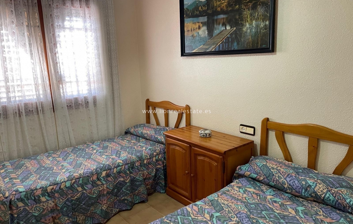 Resale - Terraced house - Torrevieja - Torre la mata