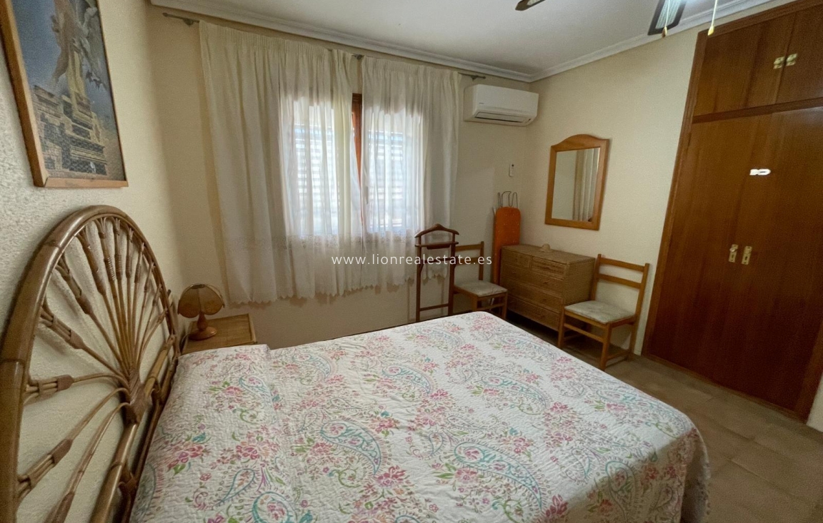 Resale - Terraced house - Torrevieja - Torre la mata