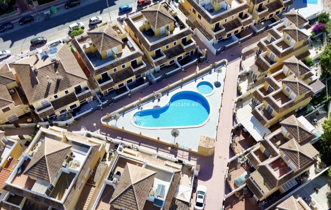 Resale - Town House - Orihuela Costa - La Florida