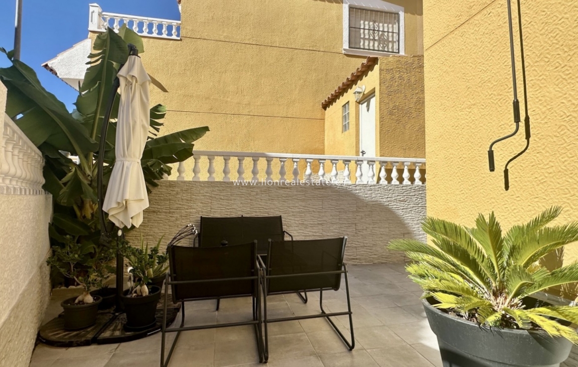 Resale - Town House - Orihuela Costa - La Florida