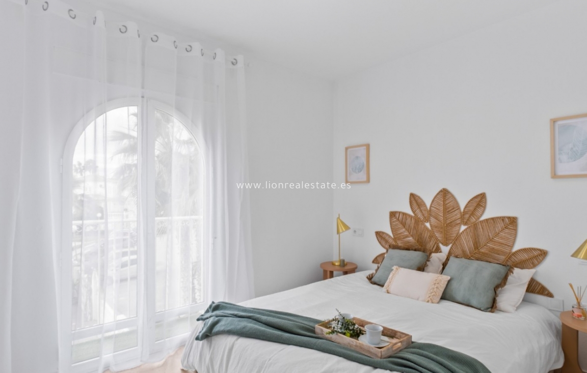 Resale - Town House - Orihuela Costa - La Florida