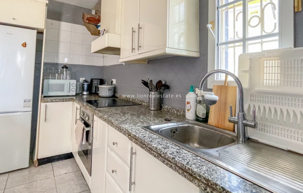Resale - Town House - Orihuela Costa - La Rioja