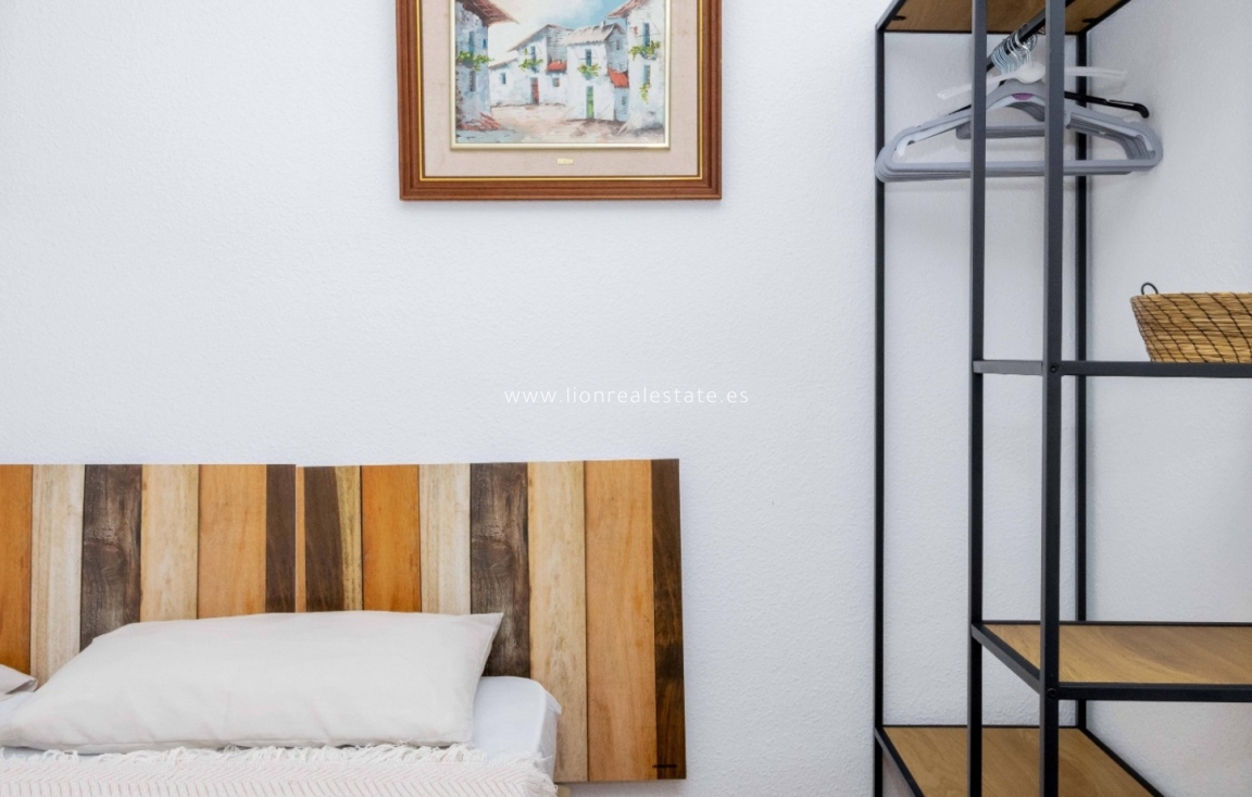 Resale - Town House - Orihuela Costa - La Zenia