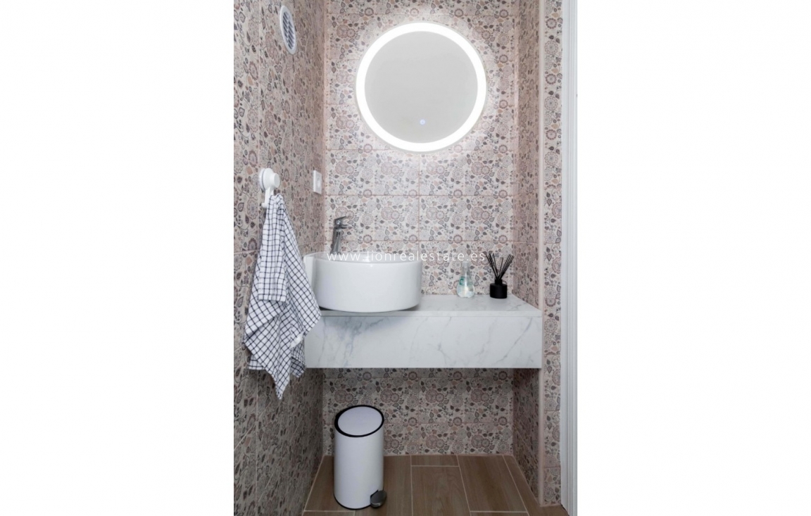 Resale - Town House - Orihuela Costa - La Zenia