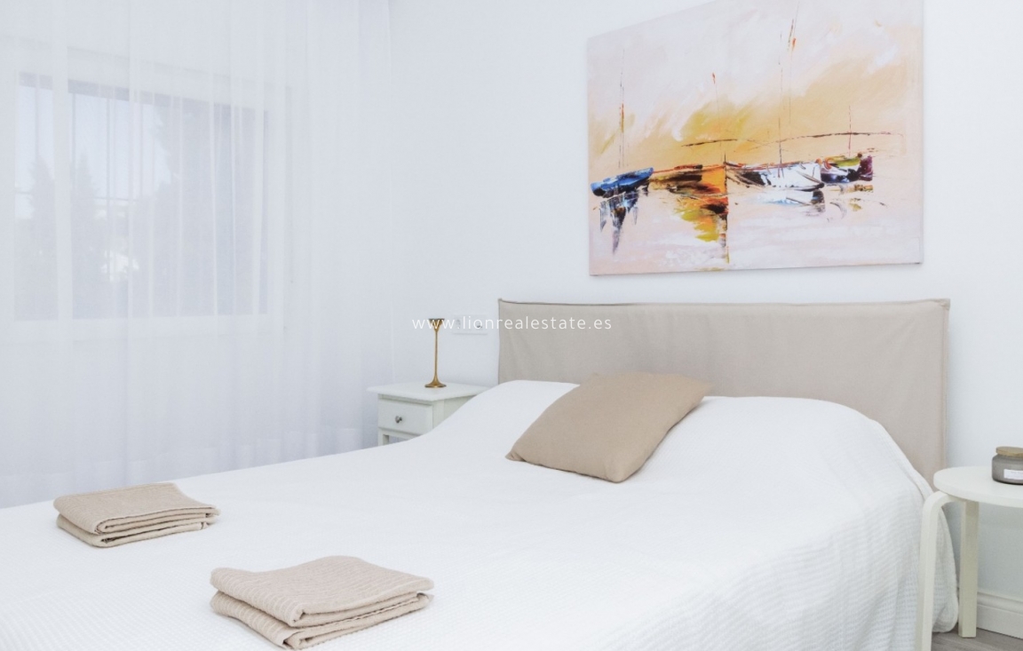 Resale - Town House - Orihuela Costa - La Zenia