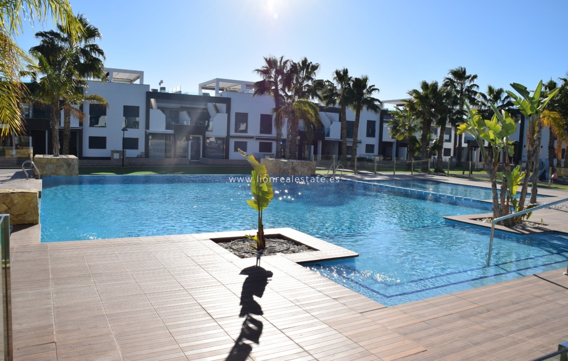 Resale - Town House - Orihuela Costa - La Zenia