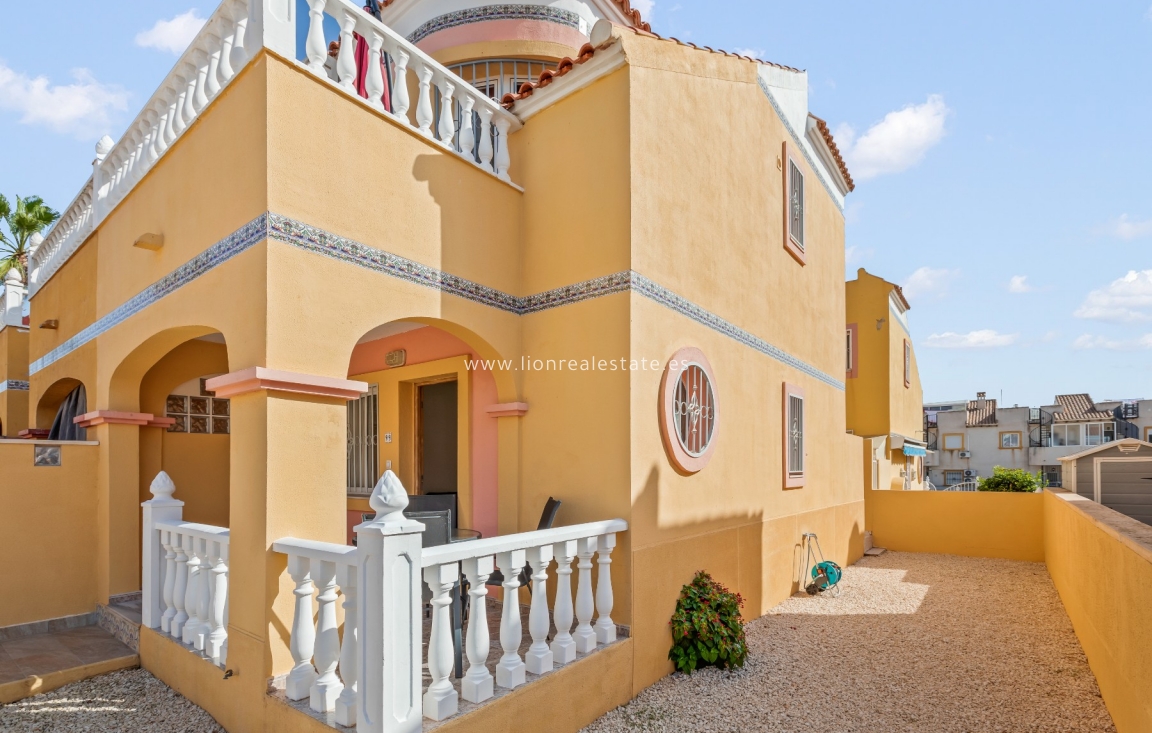 Resale - Town House - Orihuela Costa - La Zenia