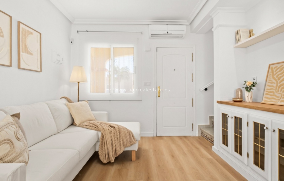 Resale - Town House - Orihuela Costa - Las Filipinas