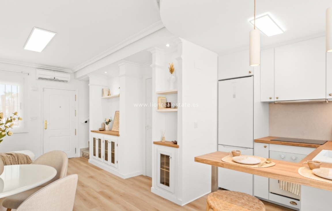 Resale - Town House - Orihuela Costa - Las Filipinas