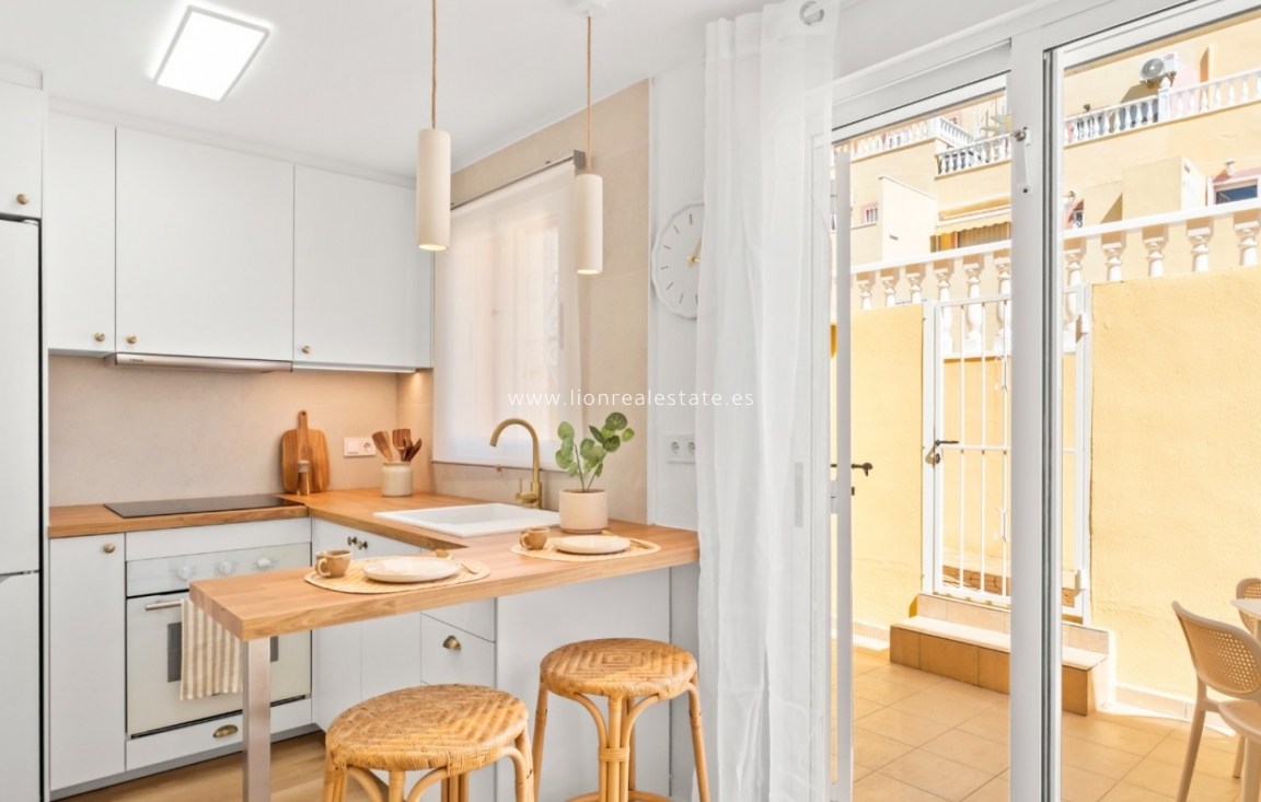 Resale - Town House - Orihuela Costa - Las Filipinas