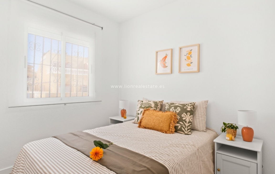 Resale - Town House - Orihuela Costa - Las Filipinas