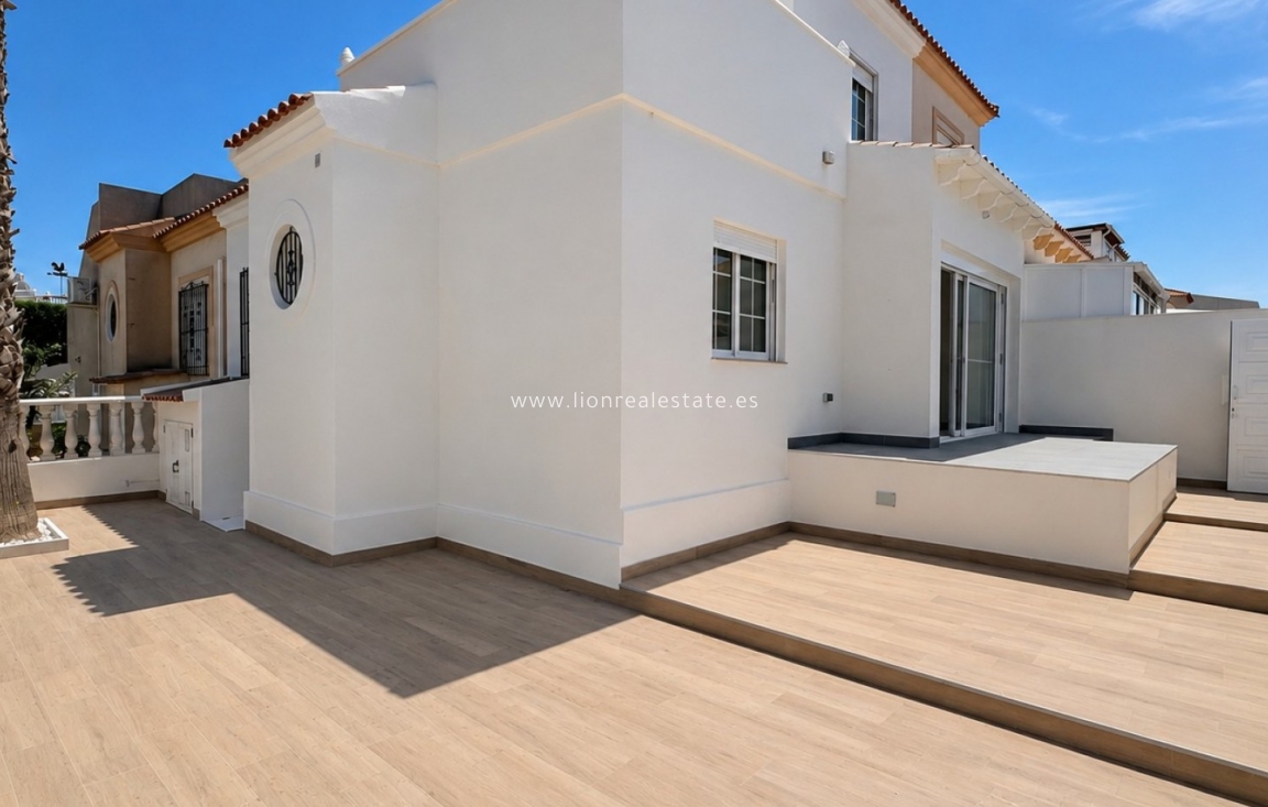 Resale - Town House - Orihuela Costa - Los Altos
