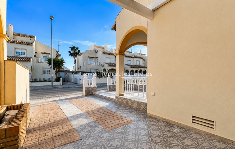 Resale - Town House - Orihuela Costa - Playa Flamenca