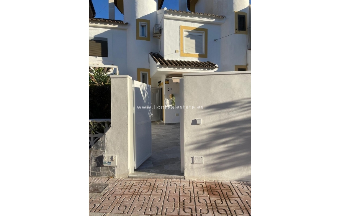 Resale - Town House - Orihuela Costa - Playa Flamenca