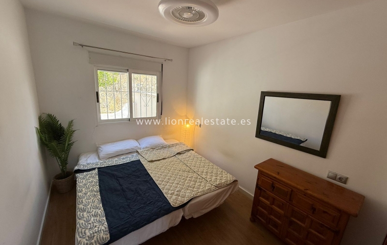 Resale - Town House - Orihuela Costa - Villamartín