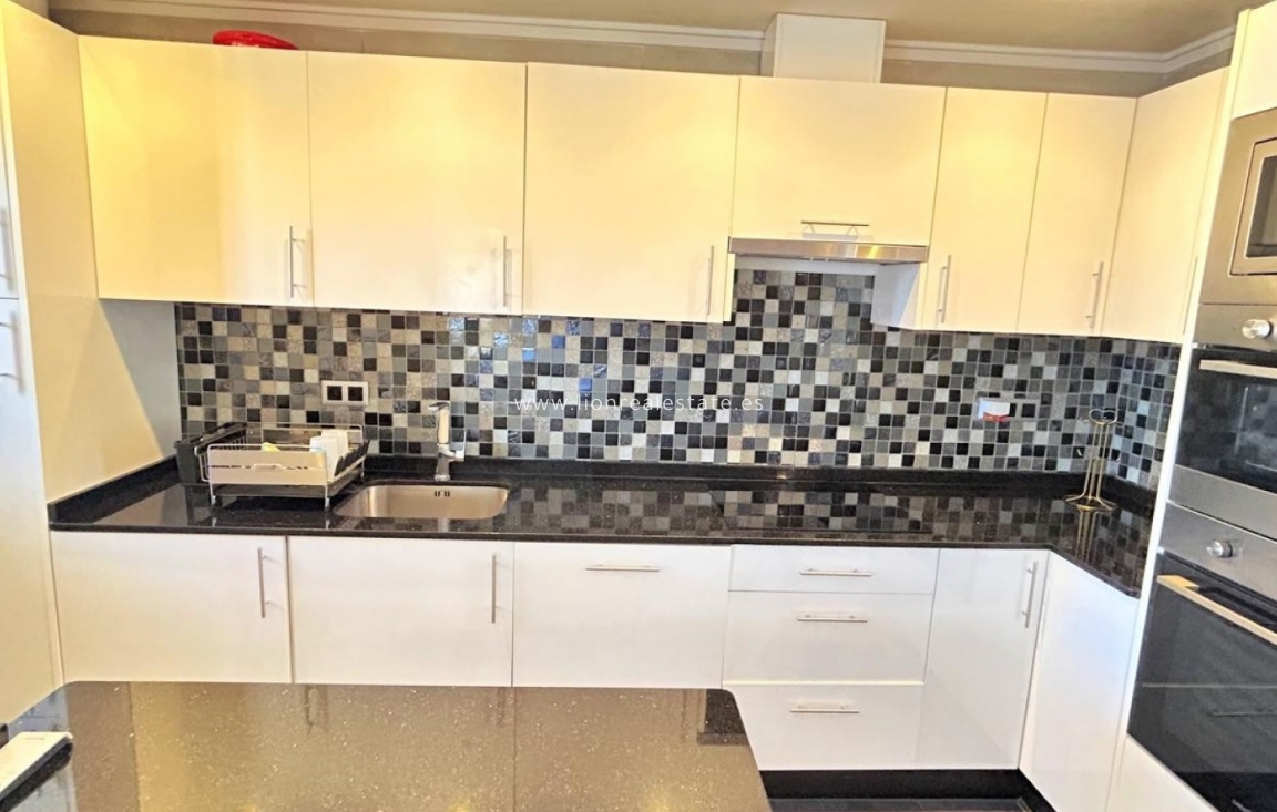 Resale - Town House - Orihuela Costa - Villamartín