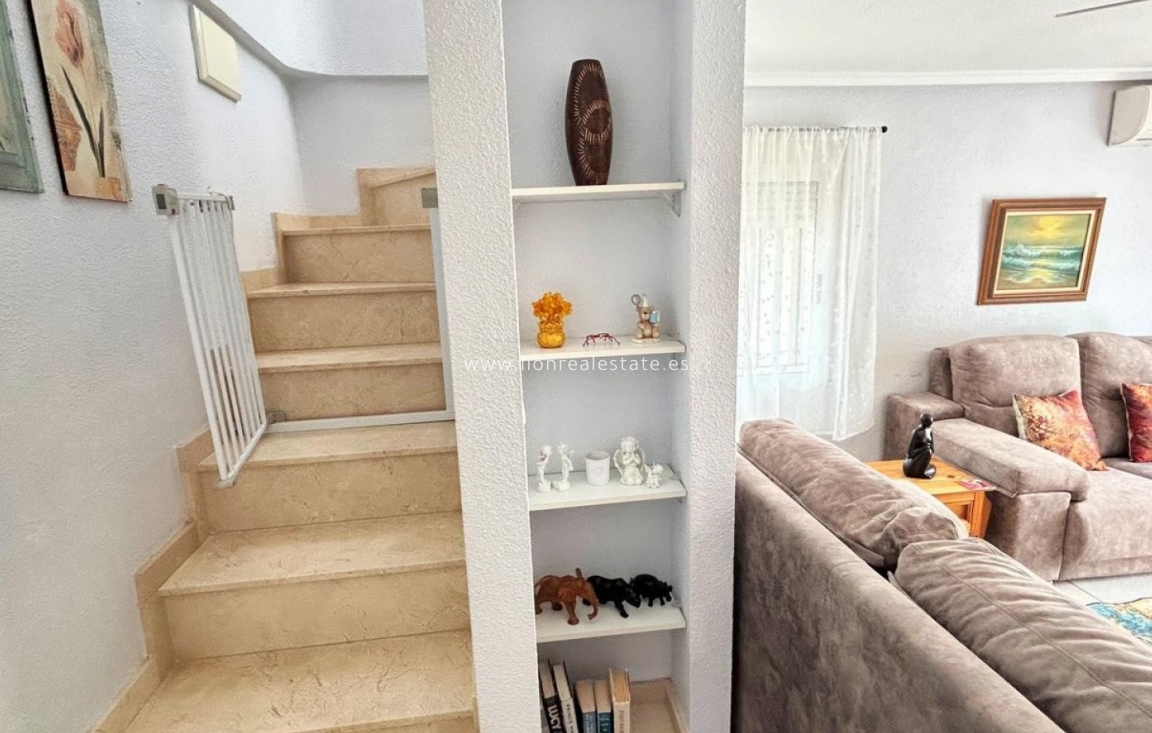 Resale - Town House - Orihuela Costa - Villamartín