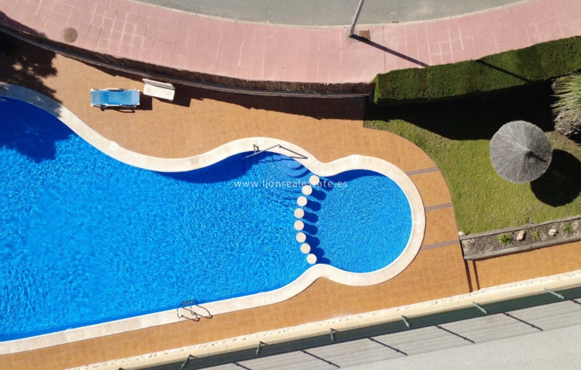 Resale - Town House - Orihuela Costa - Villamartín