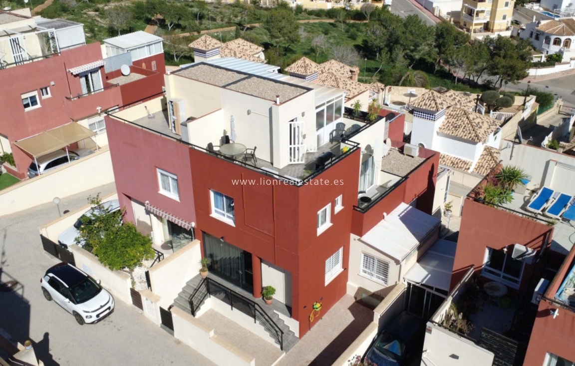 Resale - Town House - Orihuela Costa - Villamartín